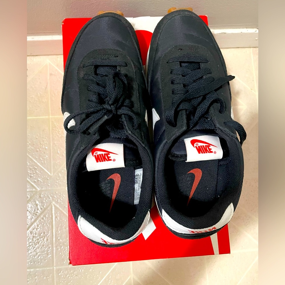 Nike shoes 6.5